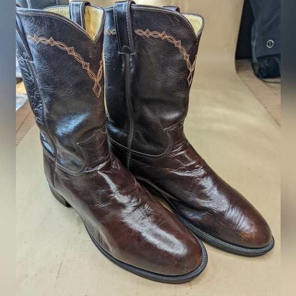 Justin Boots men's size 10.5EE brown leather J4165 great condition. Repair to le - Picture 1 of 10